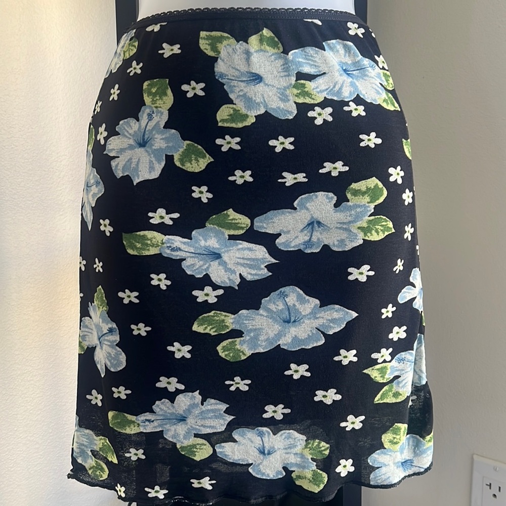 Skirt flower print